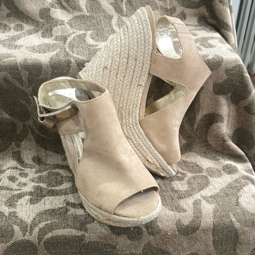 Carlos Santana Tan Espadrille Wedges